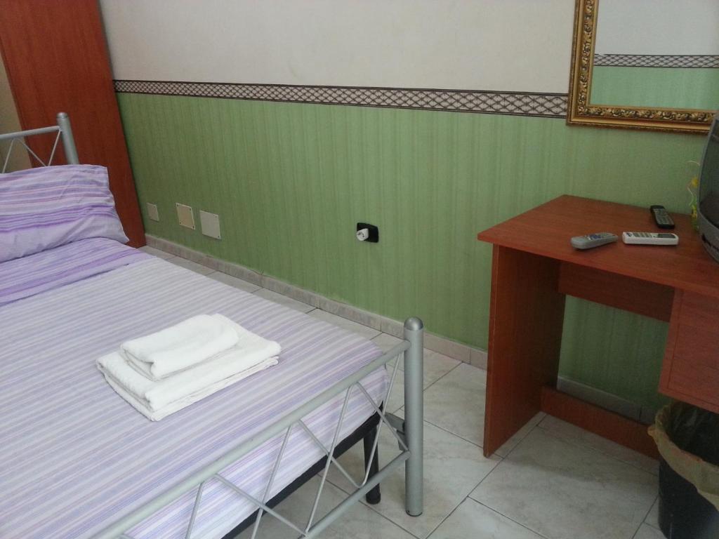 Astra Bed and Breakfast Napoli Værelse billede